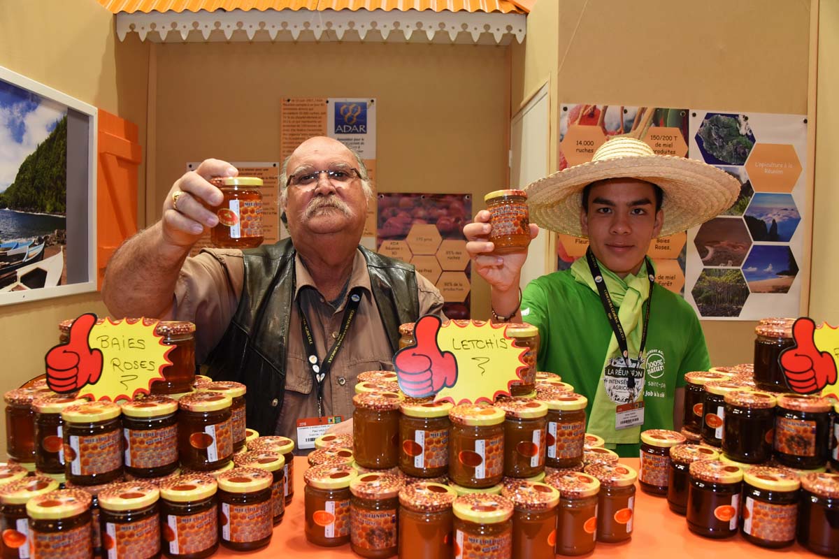 Les bons miels aux baies roses ou aux letchis de Jean-François Vaudin (Association pour le développement de l’apiculture de l’île de La Réunion (ADAR)