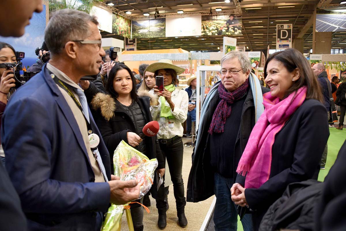 Anne Hidalgo, la maire de Paris, reçue par Jean-Bernard Gonthier, président de la Chambre d’Agriculture de La Réunion