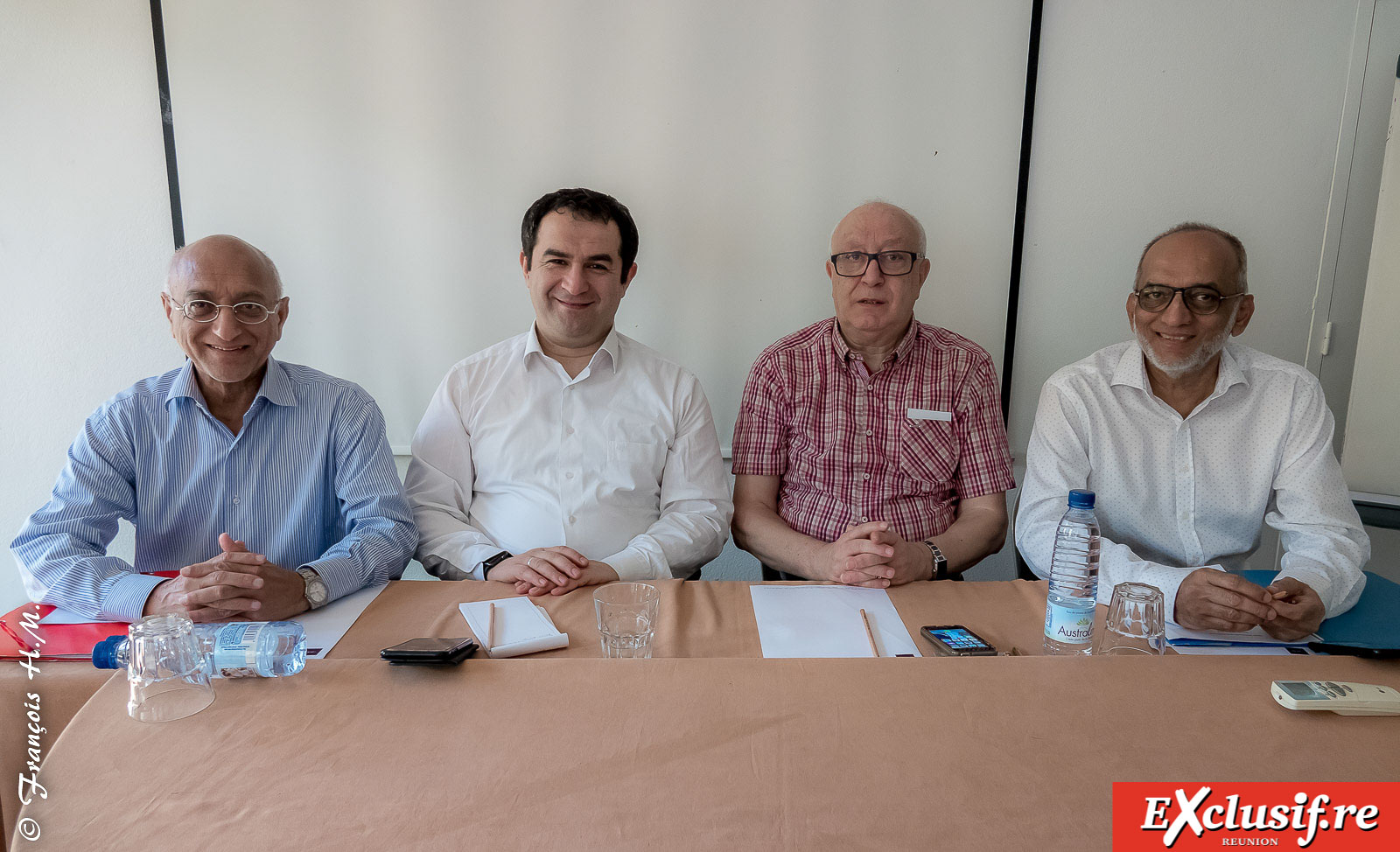 Houssen Amode, président du CRCM, Ahmet Ogras, président du CFCM, Abdallah Zekri, président de l'Observatoire National contre l'Islamophobie, et Iqbal Ingar, président de la Grande Mosquée de Saint-Denis