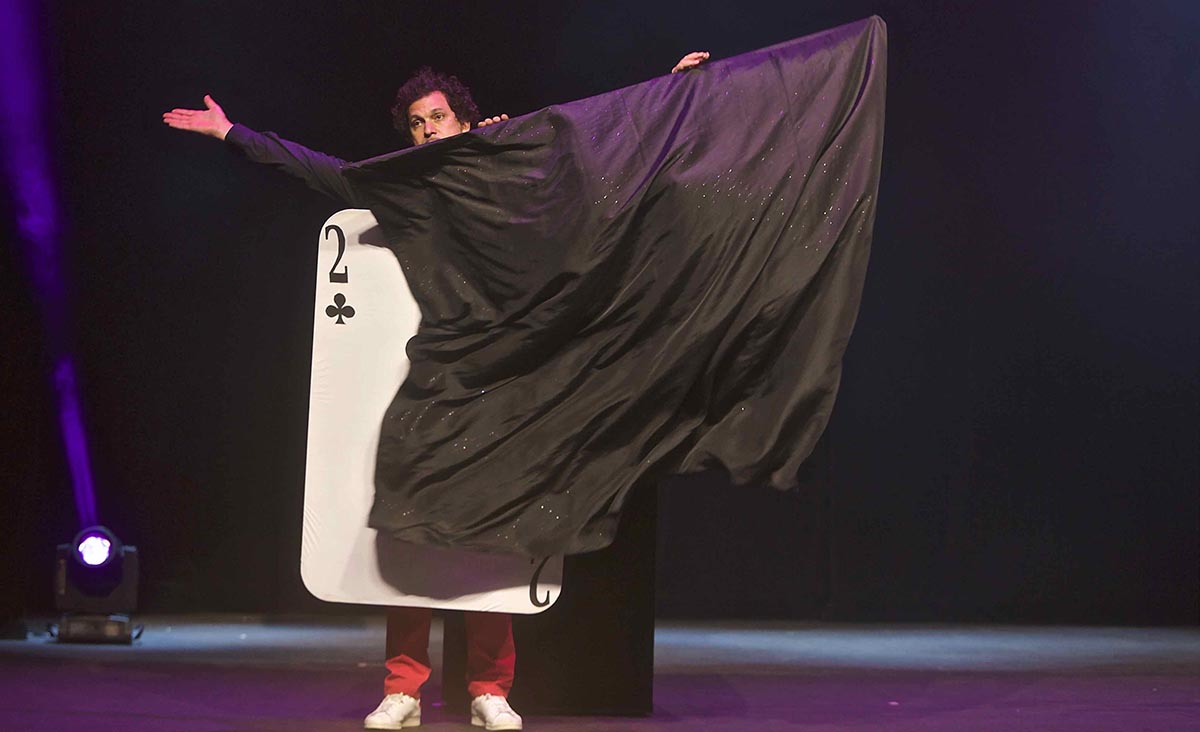 Eric Antoine, la magie au Téat Champ Fleuri Eric Antoine, la magie au Téat Champ Fleuri