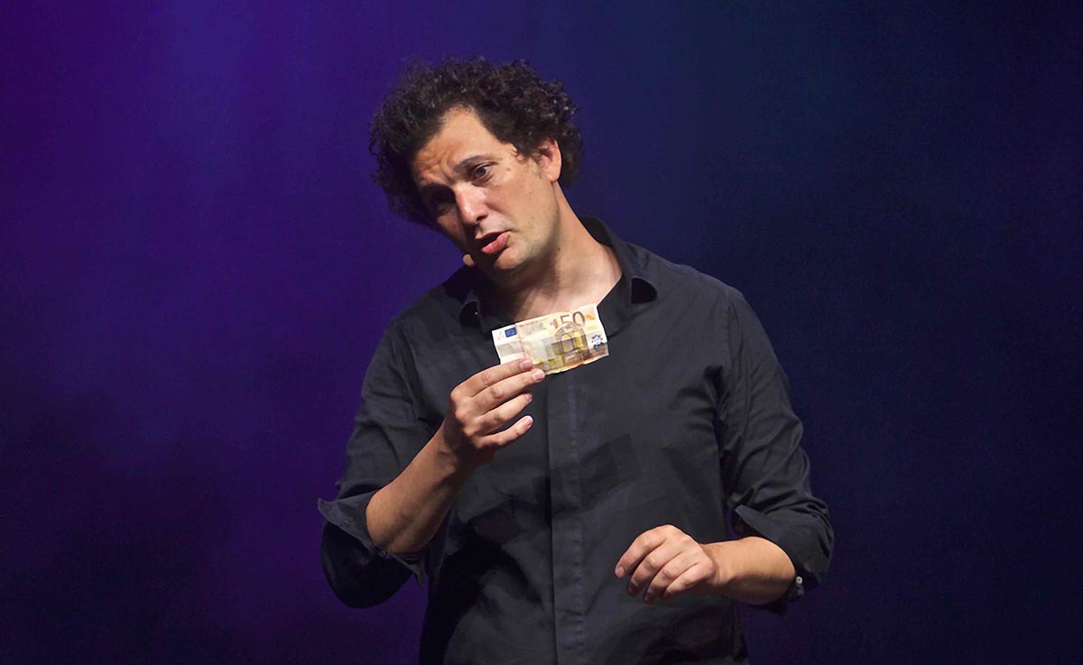 Eric Antoine, la magie au Téat Champ Fleuri