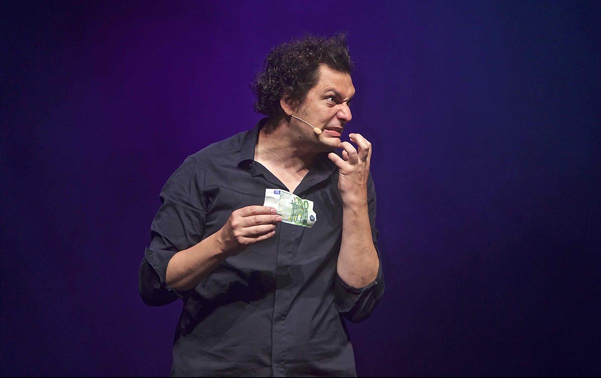 Eric Antoine, la magie au Téat Champ Fleuri Eric Antoine, la magie au Téat Champ Fleuri