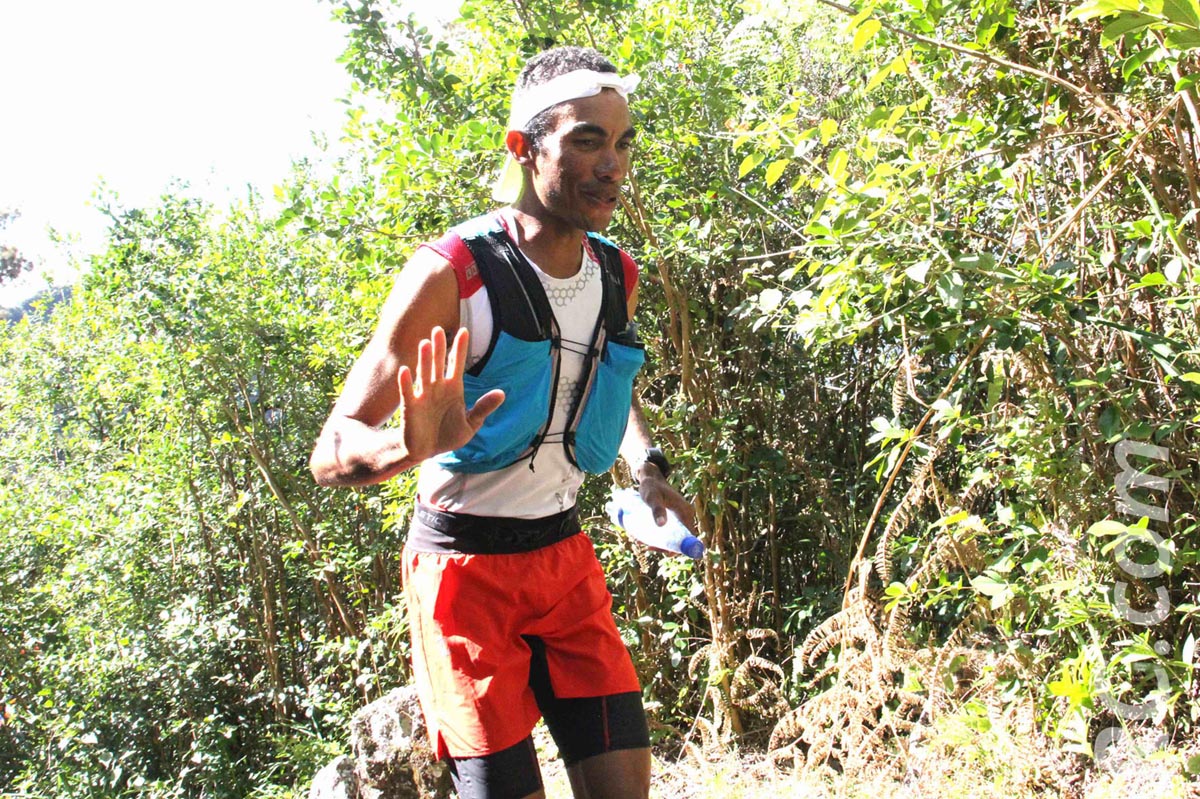 Géraldo Trulès, champion de la Réunion du Km Verticale
