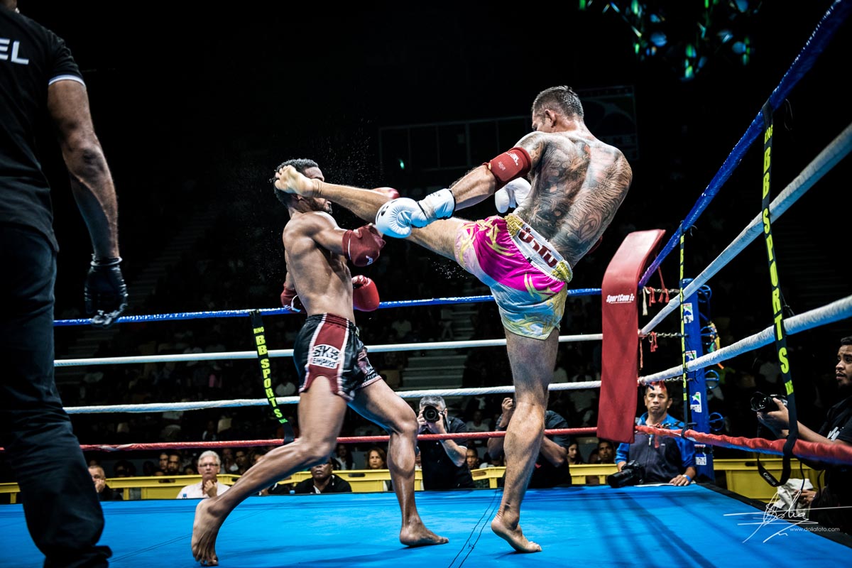 Xtrem Fight au Petit Stade de l'Est: photos exclusives