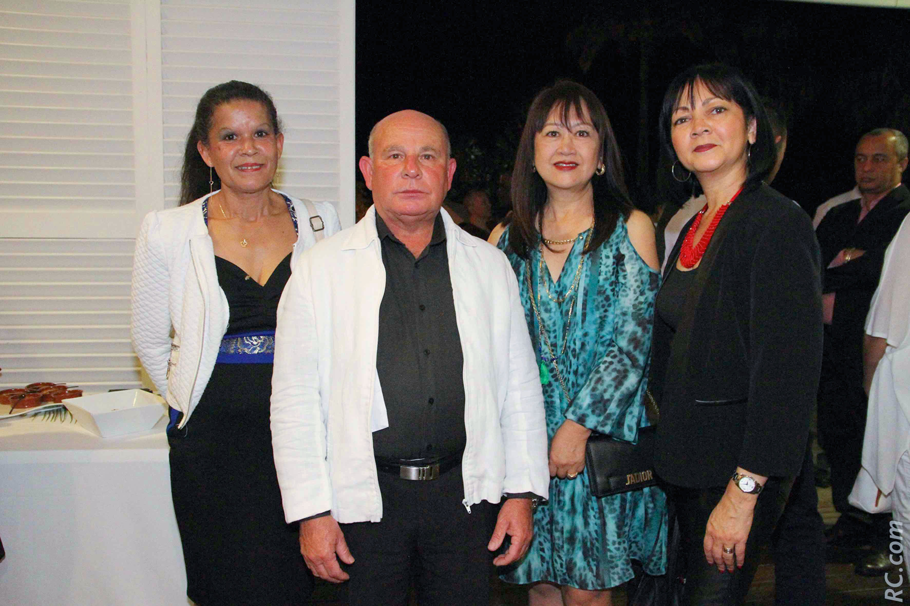 Jacky Hoareau et son épouse, Josette Chang Kuw et Nathalie Lafong, du Tampon