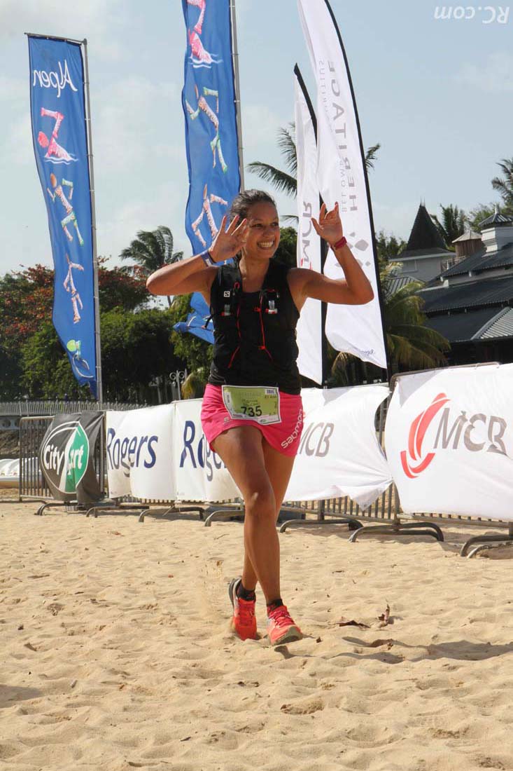 Marina termine sa course visiblement  très heureuse