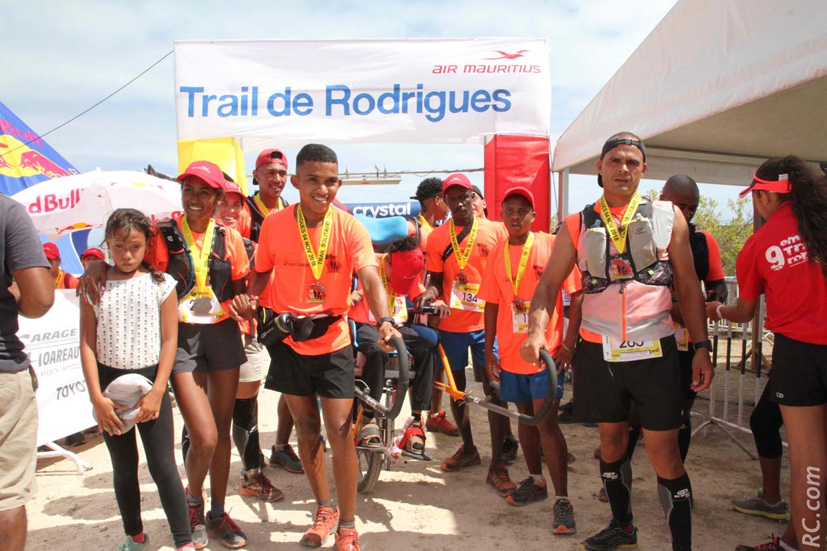 Fatigués mais heureux de cette journée pas tout à fait comme les autres