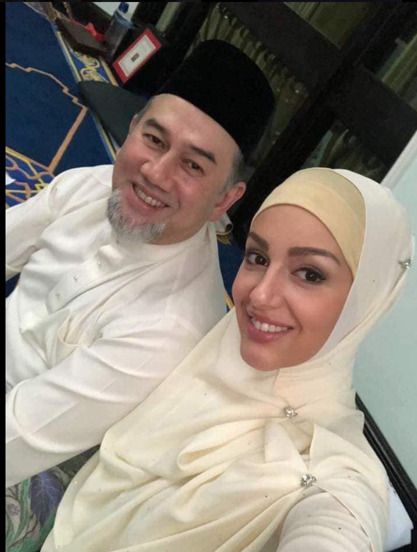 Oksana Voevodina s'est convertie à l'Islam, elle se prénomme Rihana