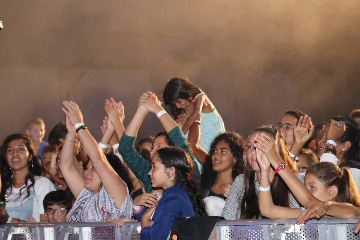 Kendji Girac en concert à Miel Vert: les photos