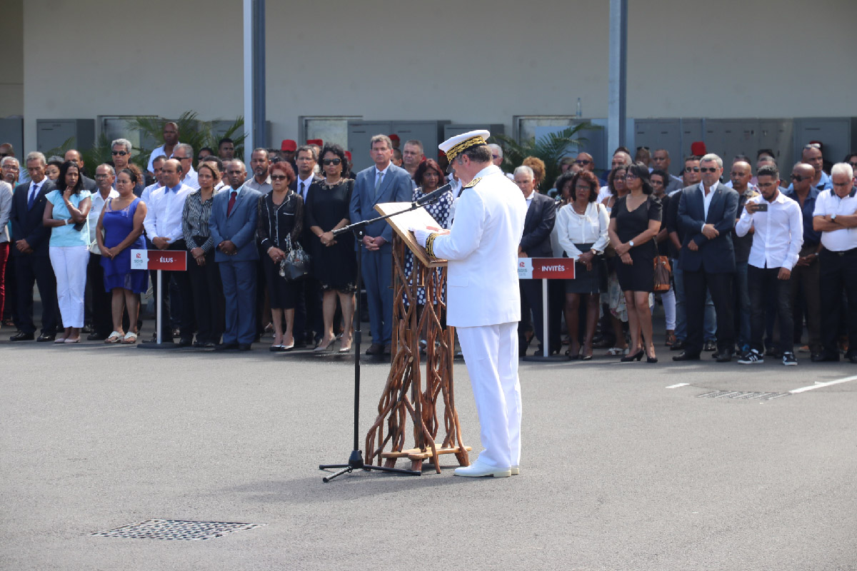 Hommage au sapeur pompier l'adjudant Jessy Eve