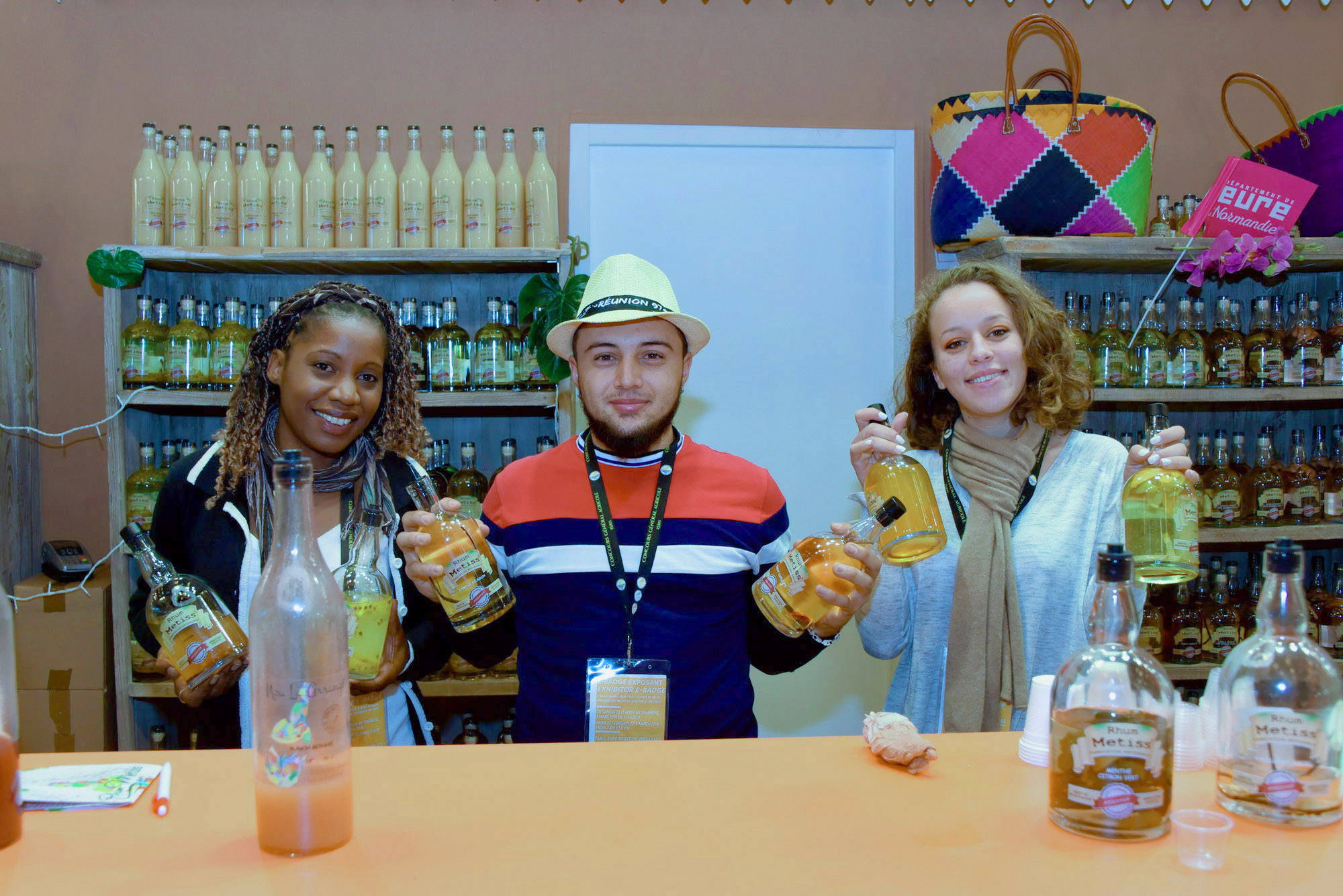 Au stand Rhum Métiss, le choix est vaste! Au stand Rhum Métiss, le choix est vaste!