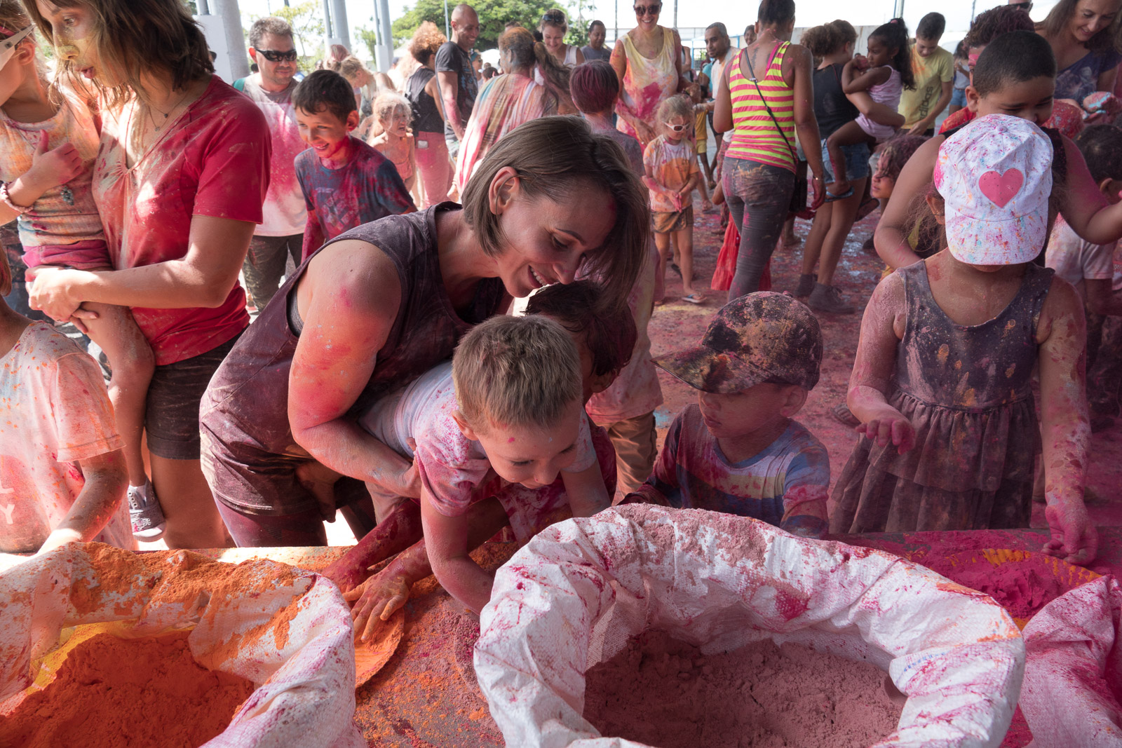 Holi Festival 2019 à Bras Panon: toutes les photos Holi Festival 2019 à Bras Panon: toutes les photos