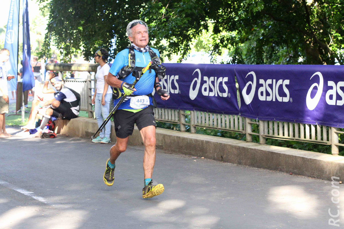 Le Christian Moaligou parisien parcourt le monde en participant à plein de courses. Il est 3ème des V4 des 37km