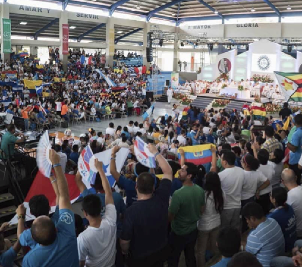 Photo de clôture du Festival Magis 2019 pendant la messe finale…