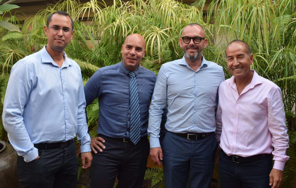 Frédéric Maillot, directeur des agences CCF Réunion, Davy Hoarau, directeur CCF Saint-Denis, Fabien Monvoisin, président CCF France, et Dominique Robert, président UFA et Nova Assurances