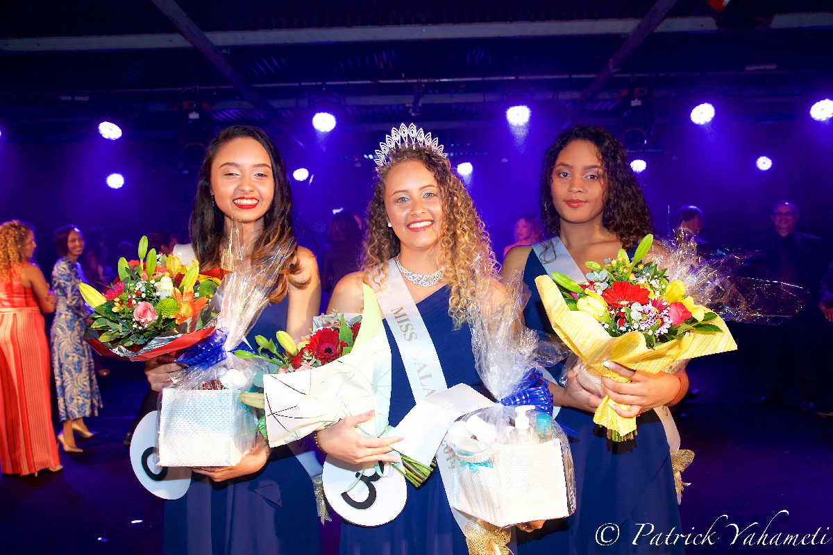 Shanaël Maillot, 2ème dauphine Miss Salazie 2019, Sythiana Nourry, Miss Salazie 2019, et Eléna Manoro, 1ère dauphine Miss Salazie 2019