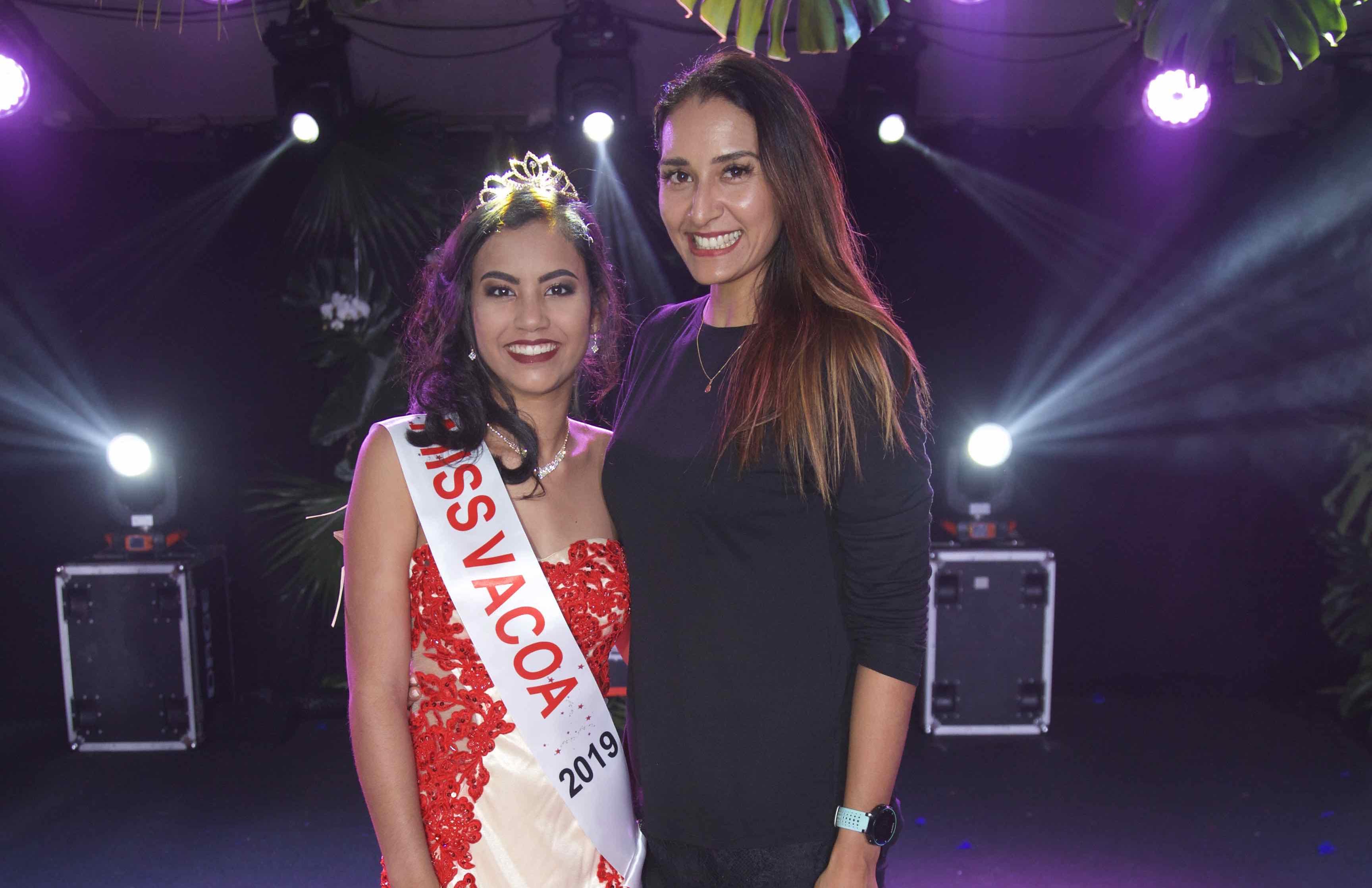 Miss Vacoa et Raïssa Boyer qui a préparé les candidates aux côtés de Michèle Payet