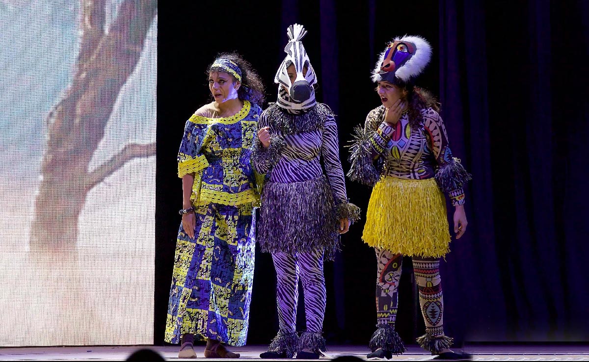 Spectacle du Roi Lion au Petit Stade de l'Est