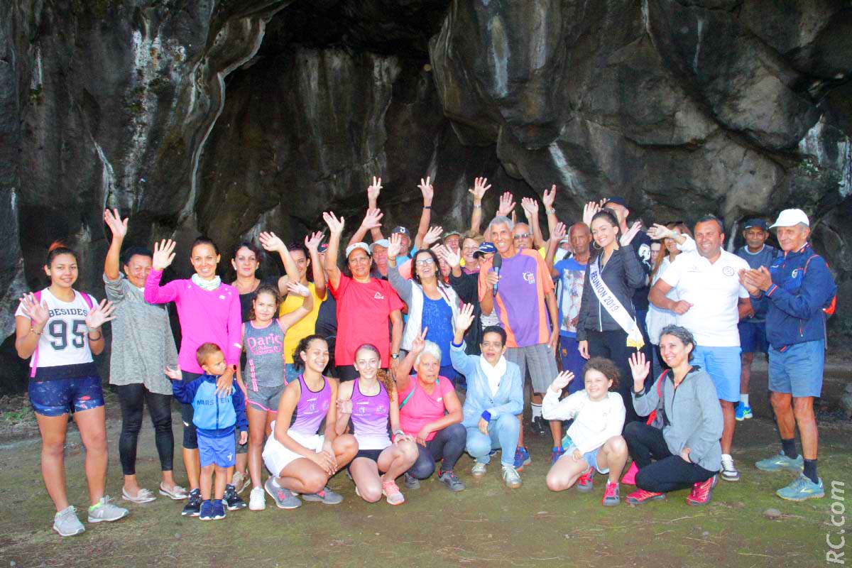 Randonnée pédestre à la Caverne des Hirdondelles en compagnie de Miss Réunion 2019