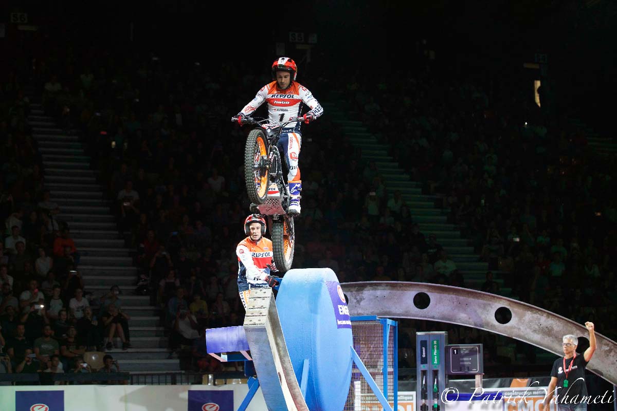 Mondial Indoor Moto X-Trial au Petit Stade de l'Est: spectaculaire!