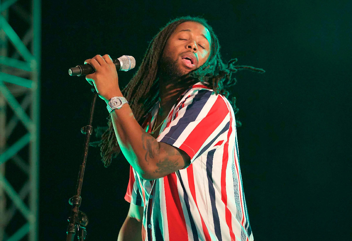 Concert Tiken Jah Fakoly à Saint-Leu: toutes les photos