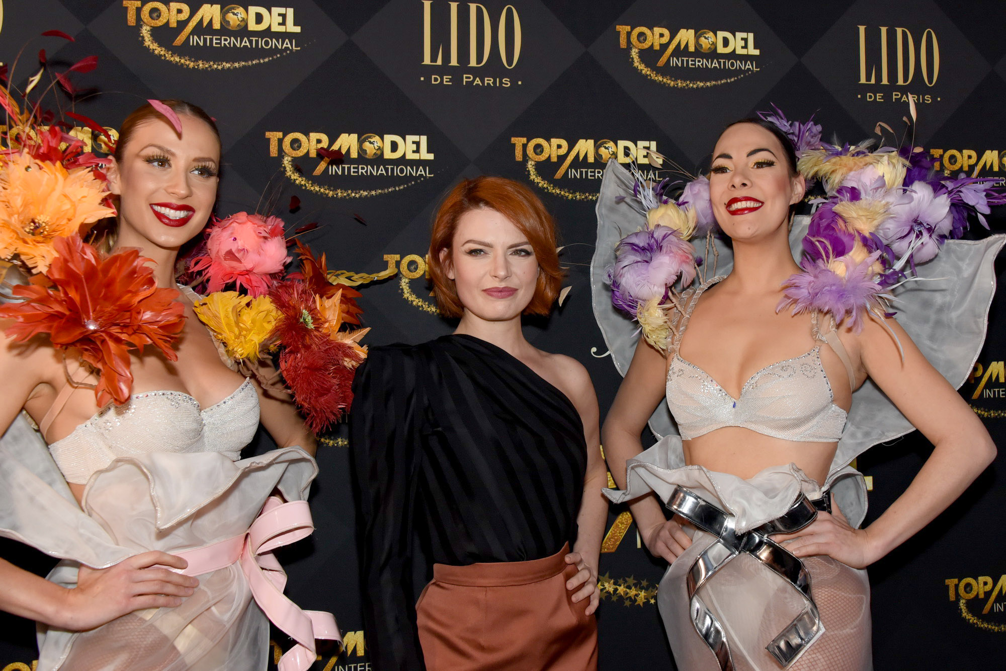 La chanteuse Elodie Frégé La chanteuse Elodie Frégé