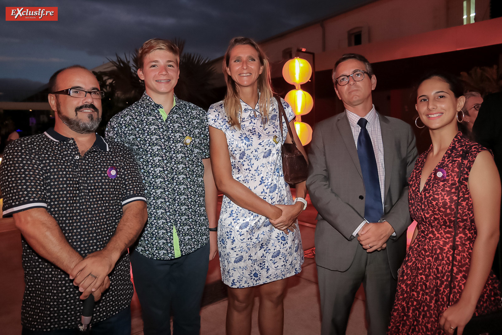 David Léon Gimenez, vice-consul honoraire d'Espagne, Thibault Teppaz, sa mère Nathalie Kubicek, Conseillère diplomatique adjointe auprès du Préfet, Laurent Chevalier, Conseiller diplomatique du Préfet, et Inès Leon Gimenez, fille du vice-consul