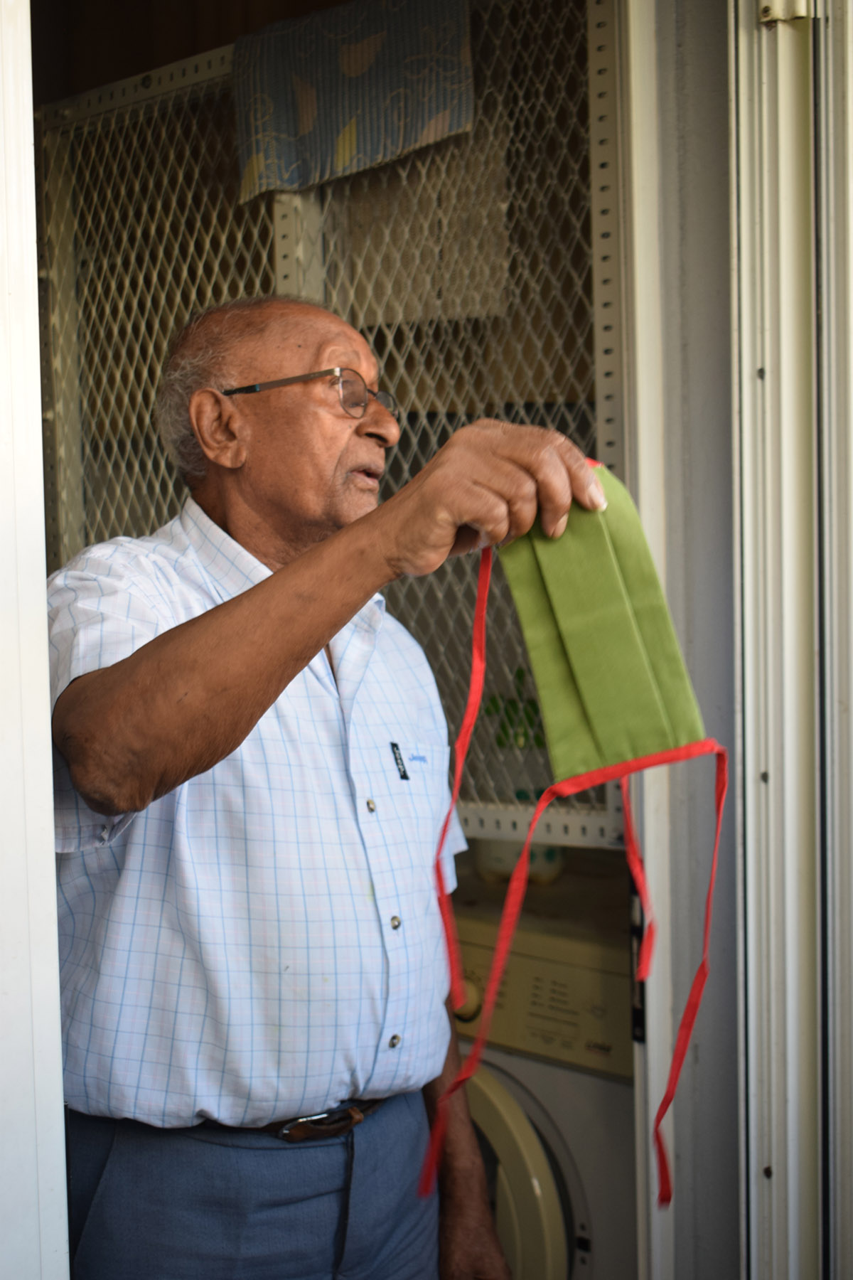 La Mairie de Saint-Denis a distribué des masques aux seniors de la ville