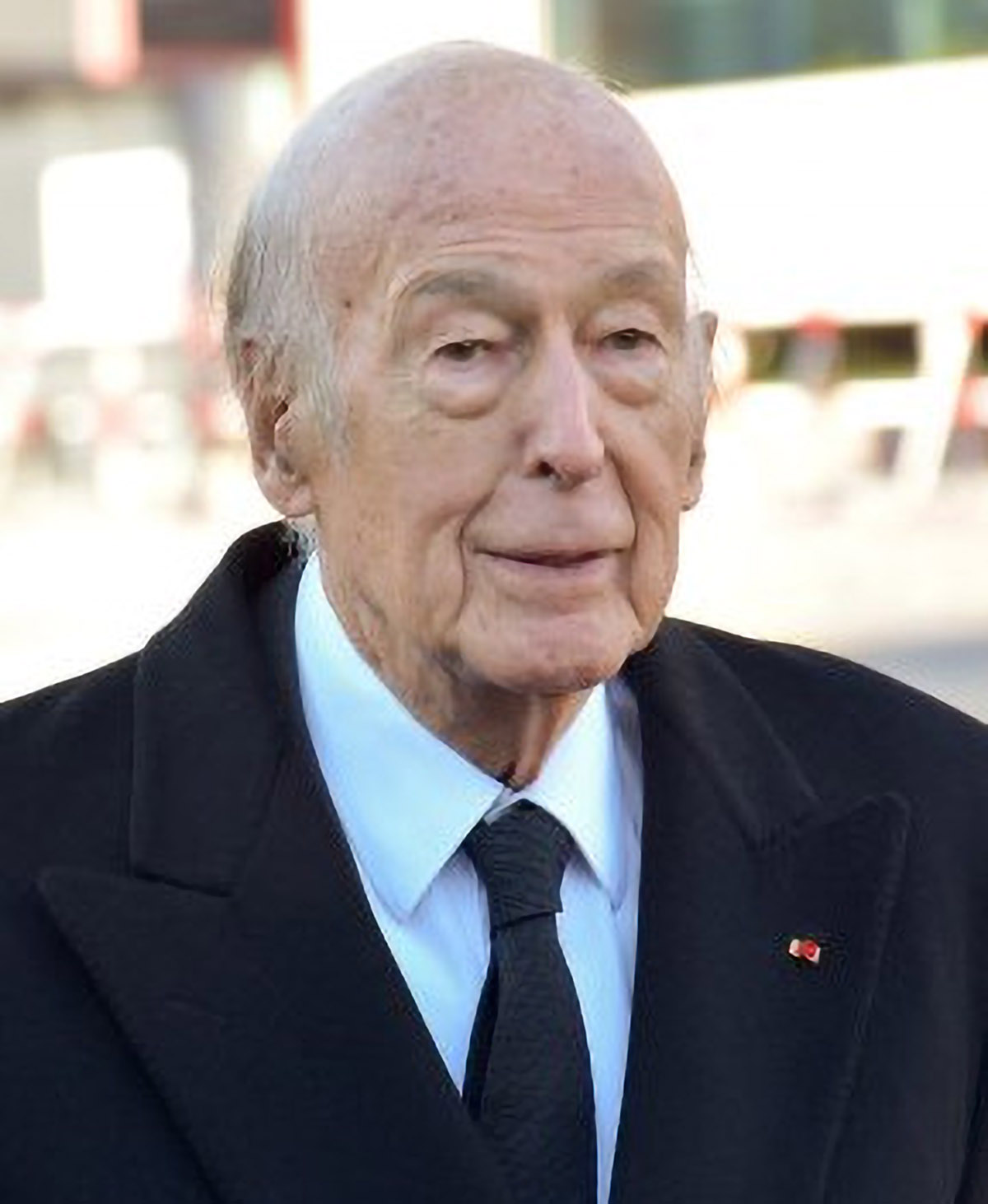 "Valéry Giscard d'Estaing ne se souvient de rien" dit son directeur de cabinet...