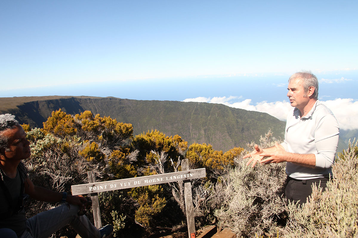 Sur le site du Morne de Langevin, l'interview de Jean-Philippe Delorme, directeur du Parc National de La Réunion