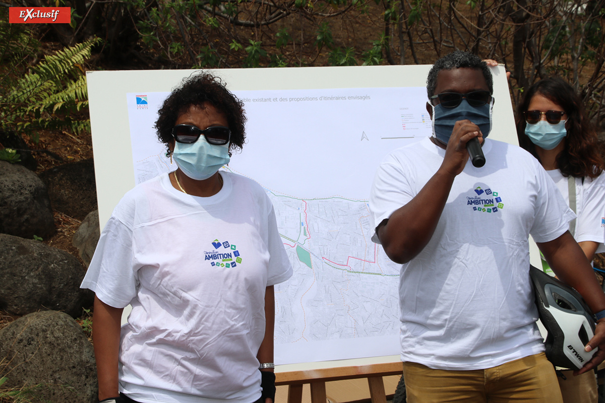 Plan Vélo à Saint-Denis: la maire Ericka Bareigts donne l'exemple Plan Vélo à Saint-Denis: la maire Ericka Bareigts donne l'exemple