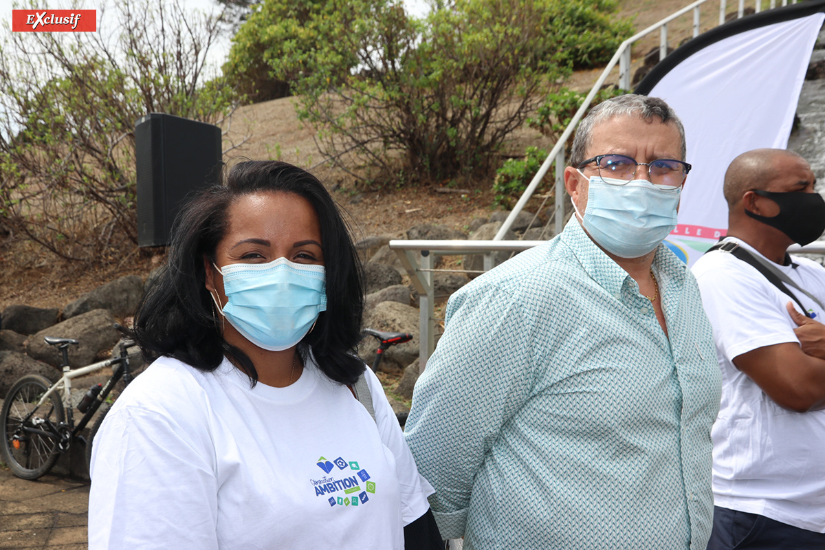 Plan Vélo à Saint-Denis: la maire Ericka Bareigts donne l'exemple Plan Vélo à Saint-Denis: la maire Ericka Bareigts donne l'exemple