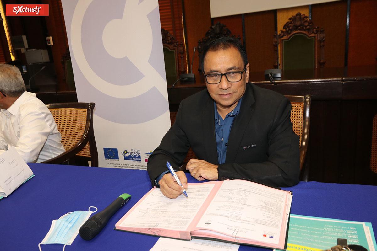 Convention apprentissage entre la Chambre de Commerce et le Groupe Ravate  Convention apprentissage entre la Chambre de Commerce et le Groupe Ravate