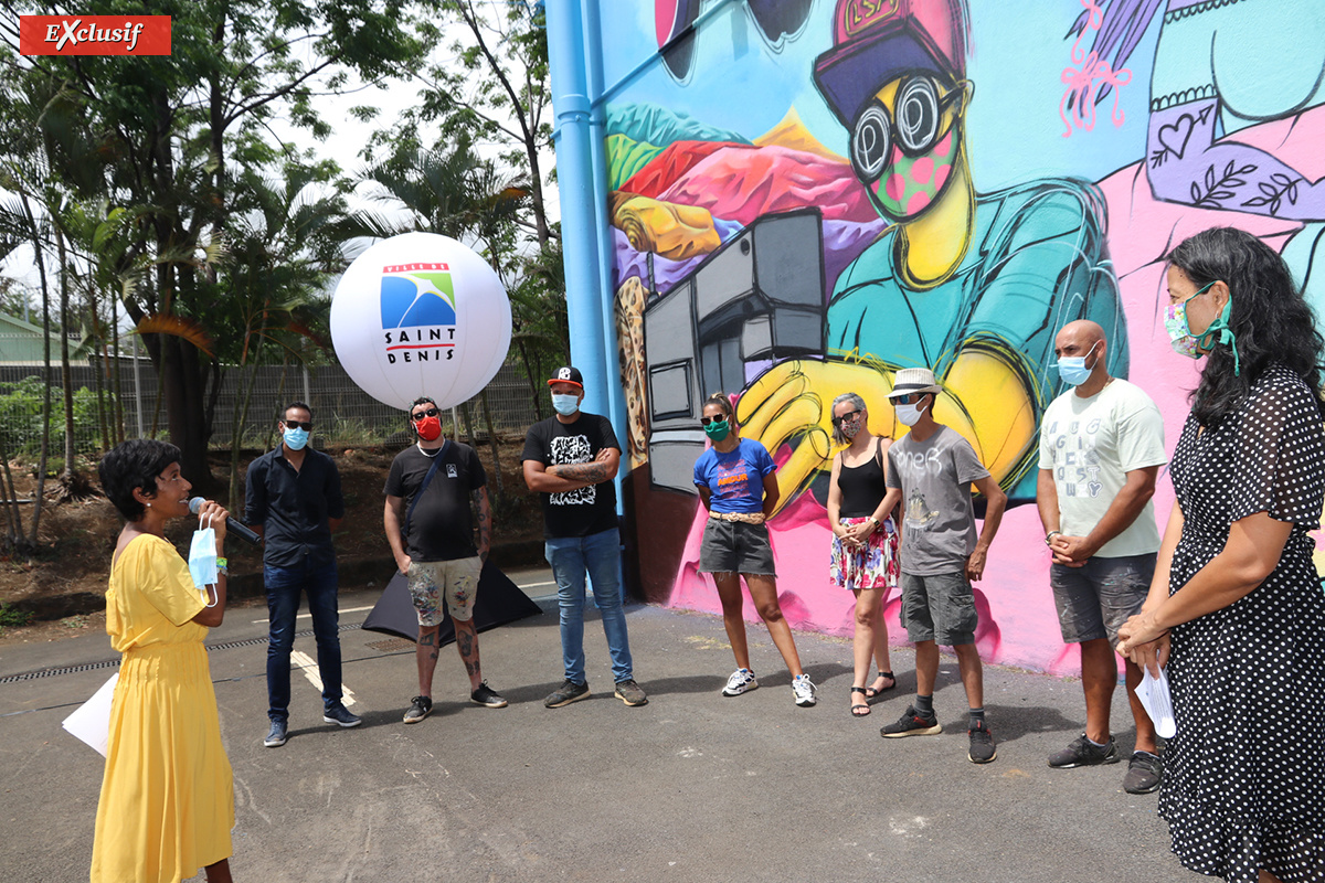 Journée du Bénévolat: une superbe fresque inaugurée à Saint-Denis Journée du Bénévolat: une superbe fresque inaugurée à Saint-Denis