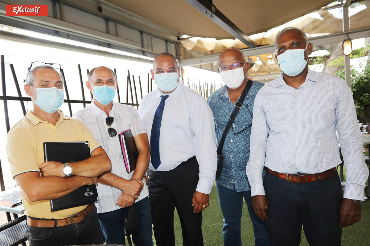 Quelques représentants des organisations signataires Quelques représentants des organisations signataires