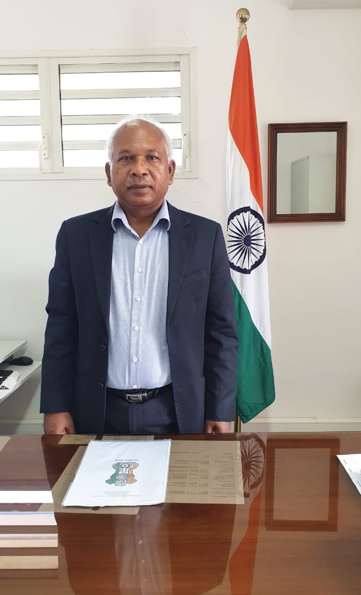 Jitendra Nath Mahji, Consul Général de l'Inde à La Réunion Jitendra Nath Mahji, Consul Général de l'Inde à La Réunion