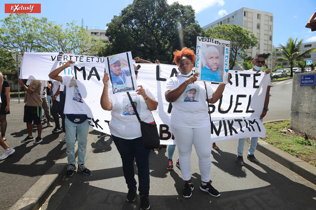 La marche a débuté sur le lieu de l'accident à Saint-François... La marche a débuté sur le lieu de l'accident à Saint-François...