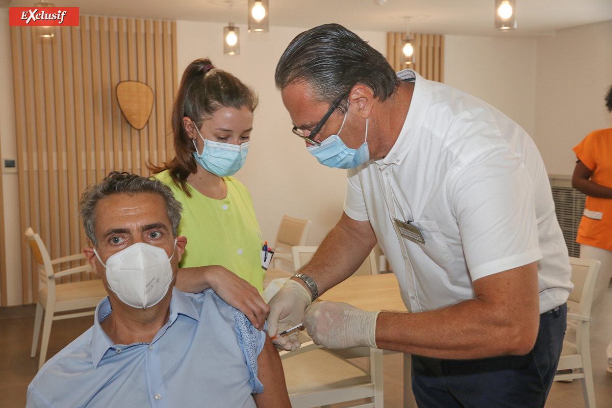 Pierre Chenard s'est fait vacciner Pierre Chenard s'est fait vacciner