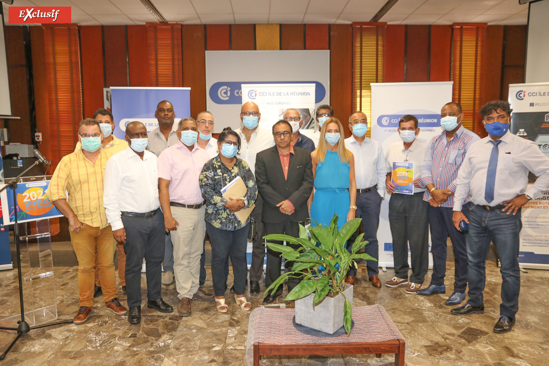 Le président et une bonne partie des élus de la CCIR présents aux voeux à la presse Le président et une bonne partie des élus de la CCIR présents aux voeux à la presse