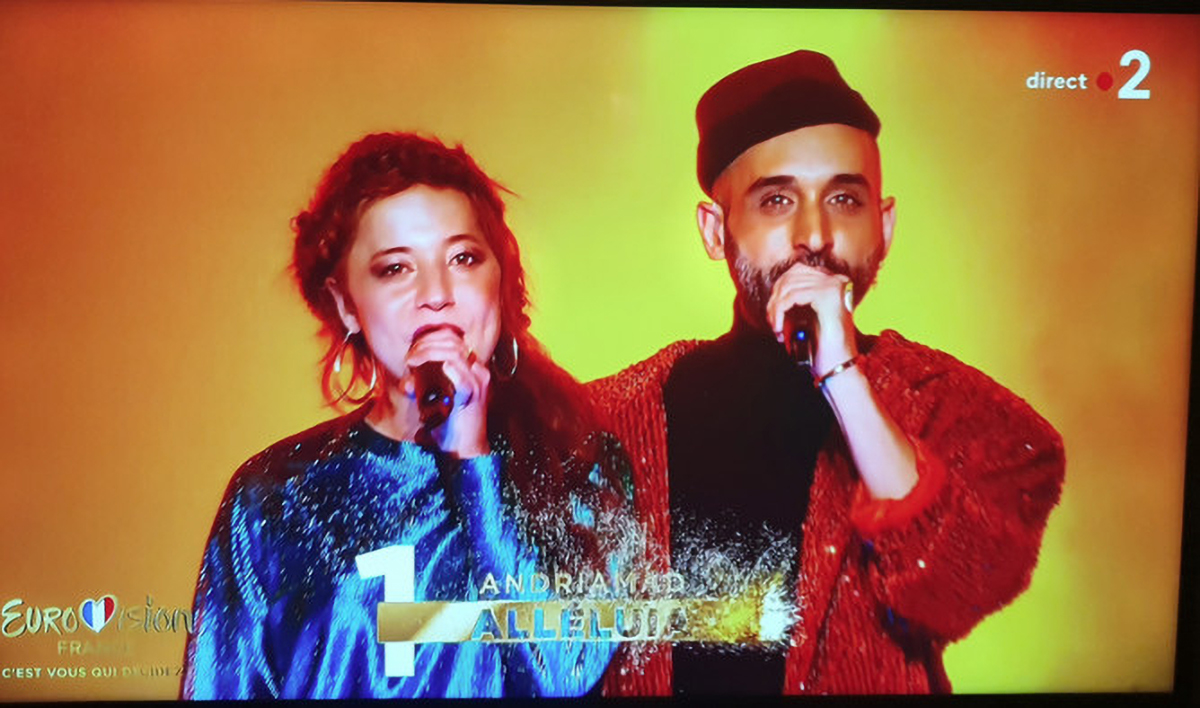 Prestation non validée par le public hélas après les commentaires d'Amir Prestation non validée par le public hélas après les commentaires d'Amir