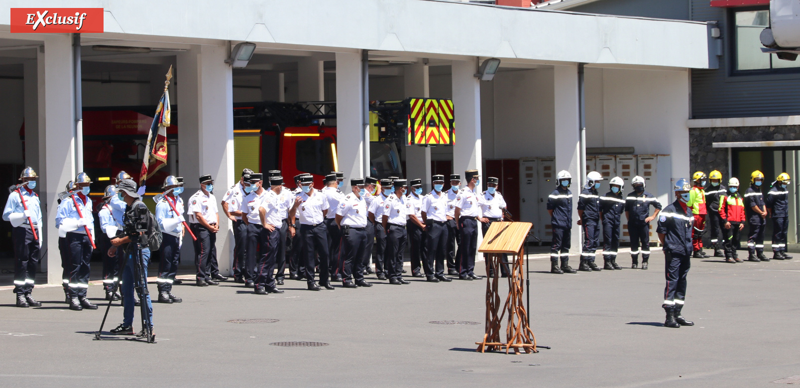 SDIS: Frédéric Léguillier nouveau commandant, médaille d'argent pour les pompiers SDIS: Frédéric Léguillier nouveau commandant, médaille d'argent pour les pompiers