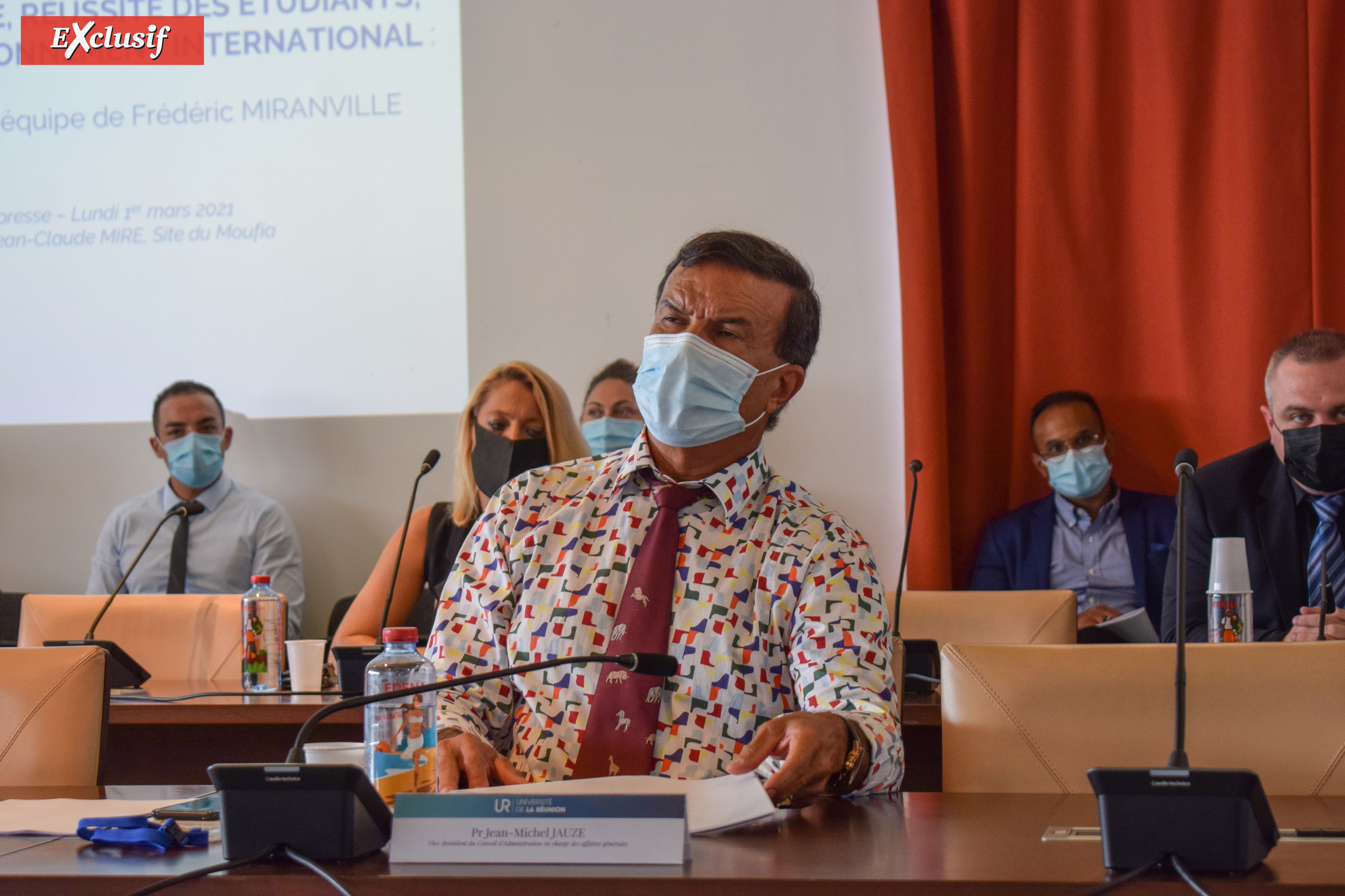 Pr Jean-Michel Jauze, vice-président en charge des Affaires générales Pr Jean-Michel Jauze, vice-président en charge des Affaires générales