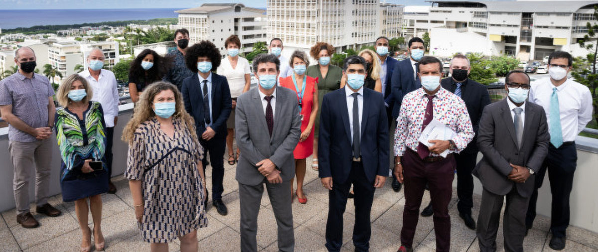 La nouvelle équipe de l'Université de La Réunion pour la période 2021-2025 La nouvelle équipe de l'Université de La Réunion pour la période 2021-2025