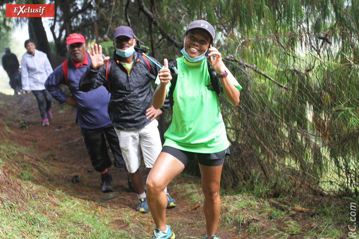 En compagnie de Elisabeth, la pétillante accompagnatrice du Comité de la Randonnée En compagnie de Elisabeth, la pétillante accompagnatrice du Comité de la Randonnée