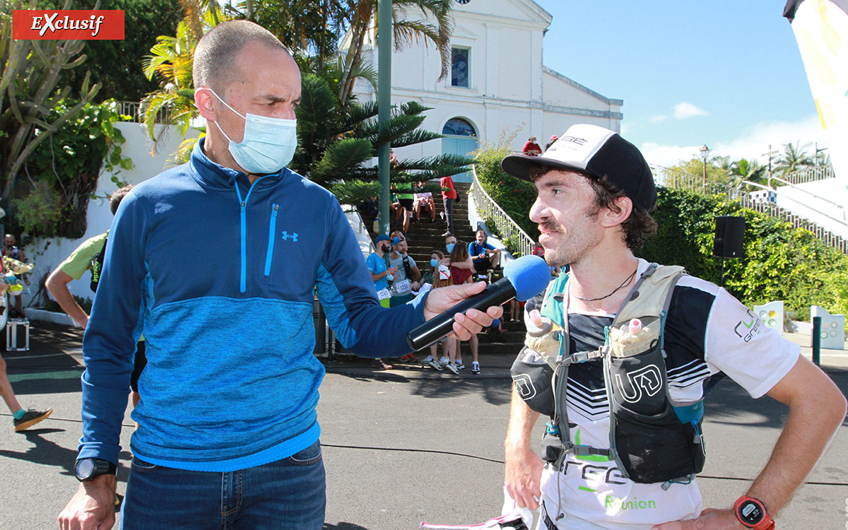 Arthur Arnaud se livre au micro de l'incontournable Ti-Dash Arthur Arnaud se livre au micro de l'incontournable Ti-Dash