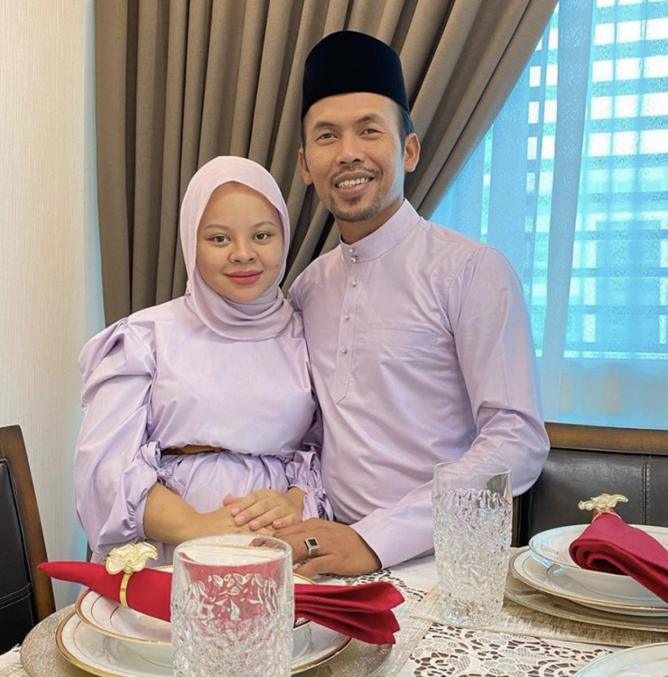 Siti Sarah et Shuib en mai 2021