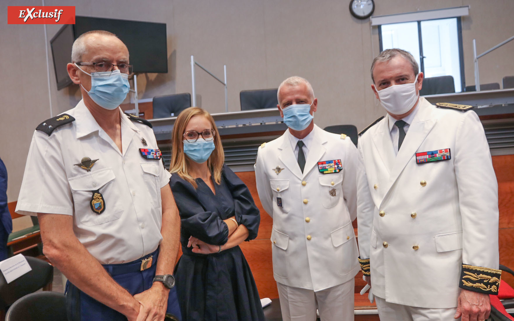 Général Pierre Poty, commandant la Gendarmerie de La Réunion, Caroline Calbo, procureure de la République du Tribunal Judiciaire de Saint-Pierre, Général de brigade Laurent Cluzel, commandant supérieur des FAZSOI, et Jacques Billant, Préfet de La Réunion