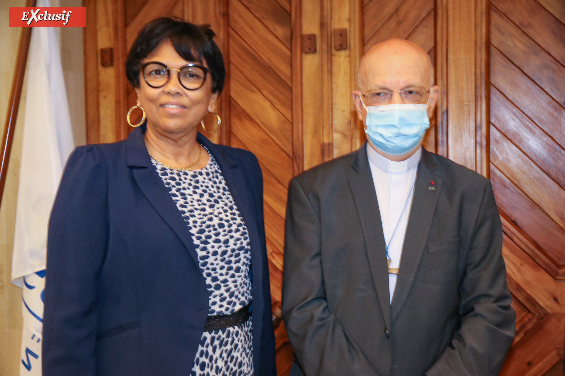 Béatrice Sigismeau et Mgr Gilbert Aubry