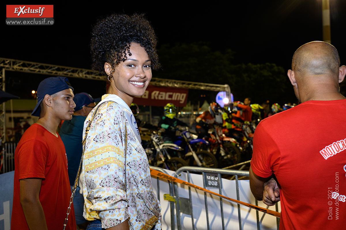 Une Tatiana heureuse d'assister à cet événement Une Tatiana heureuse d'assister à cet événement