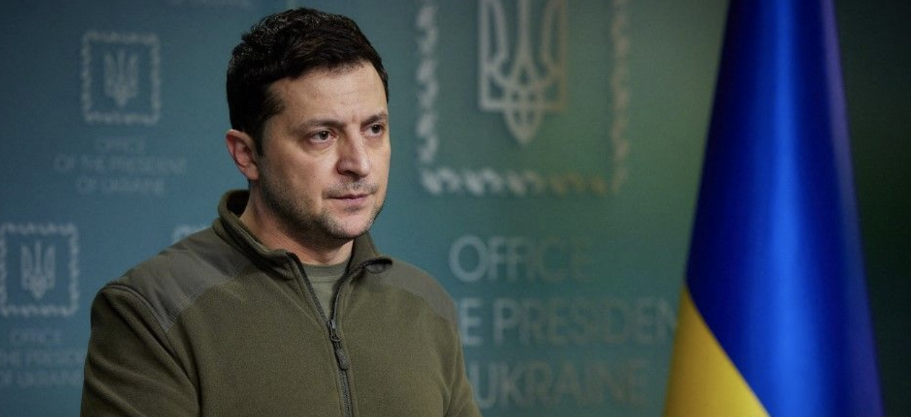 Vladimir Poutine veut sa tête, et s'il n'est pas plus protégé, face à l'armada lancé contre lui, il faut s'attendre à ce que Volodymyr Zelensky soit abattu